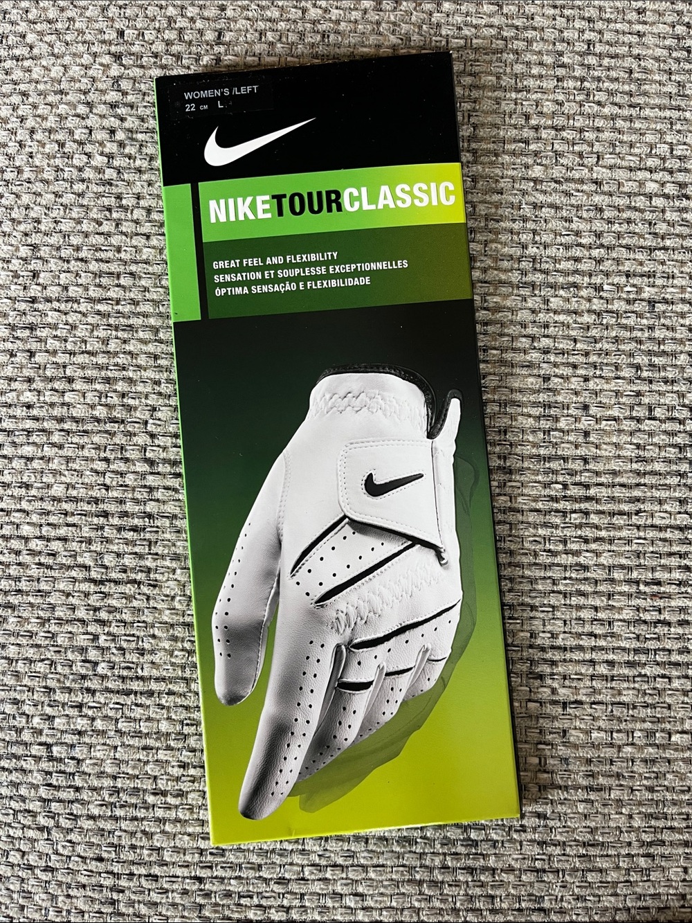 Nike White and Black Tour Classic Women's Golf Glove - Left Hand
